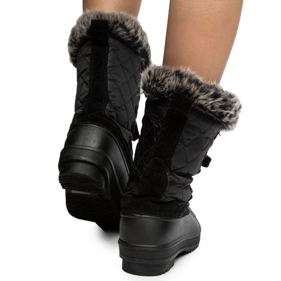 Charlotte Russe Quilted Furry Top Duck Boots - Picture 12 of 15